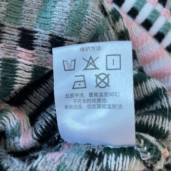 ASOS Cropped High-Neck Sweater - Picture 6 of 9